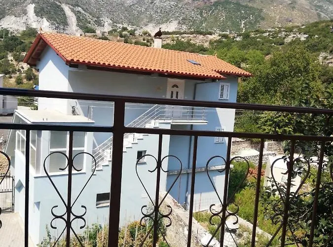 Nyaraló Sinan Moraci *